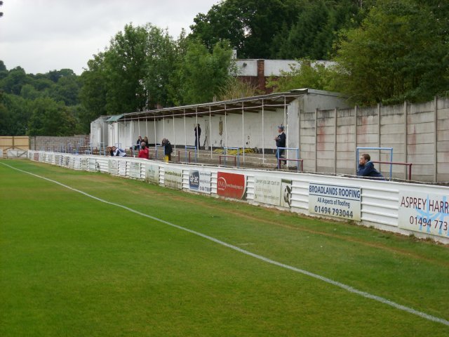 The Side Terrace